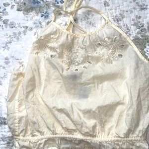 Cream crop top !